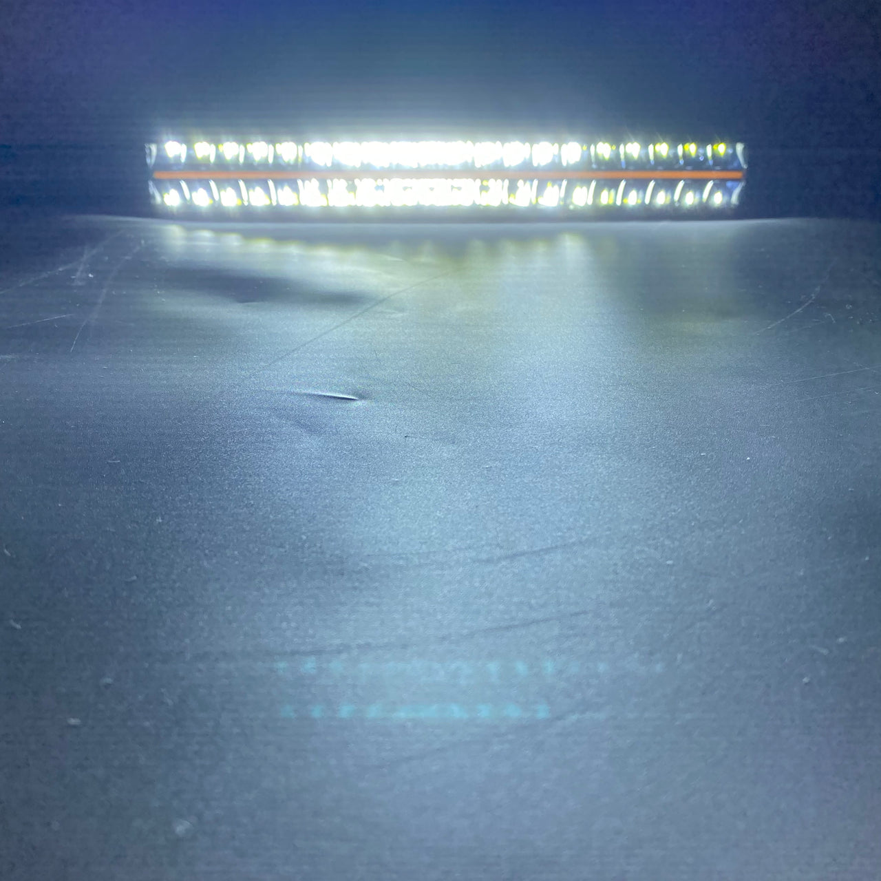 شريط إضاءة LED مزدوج الصف مقاس 21.5 بوصة (120 واط)