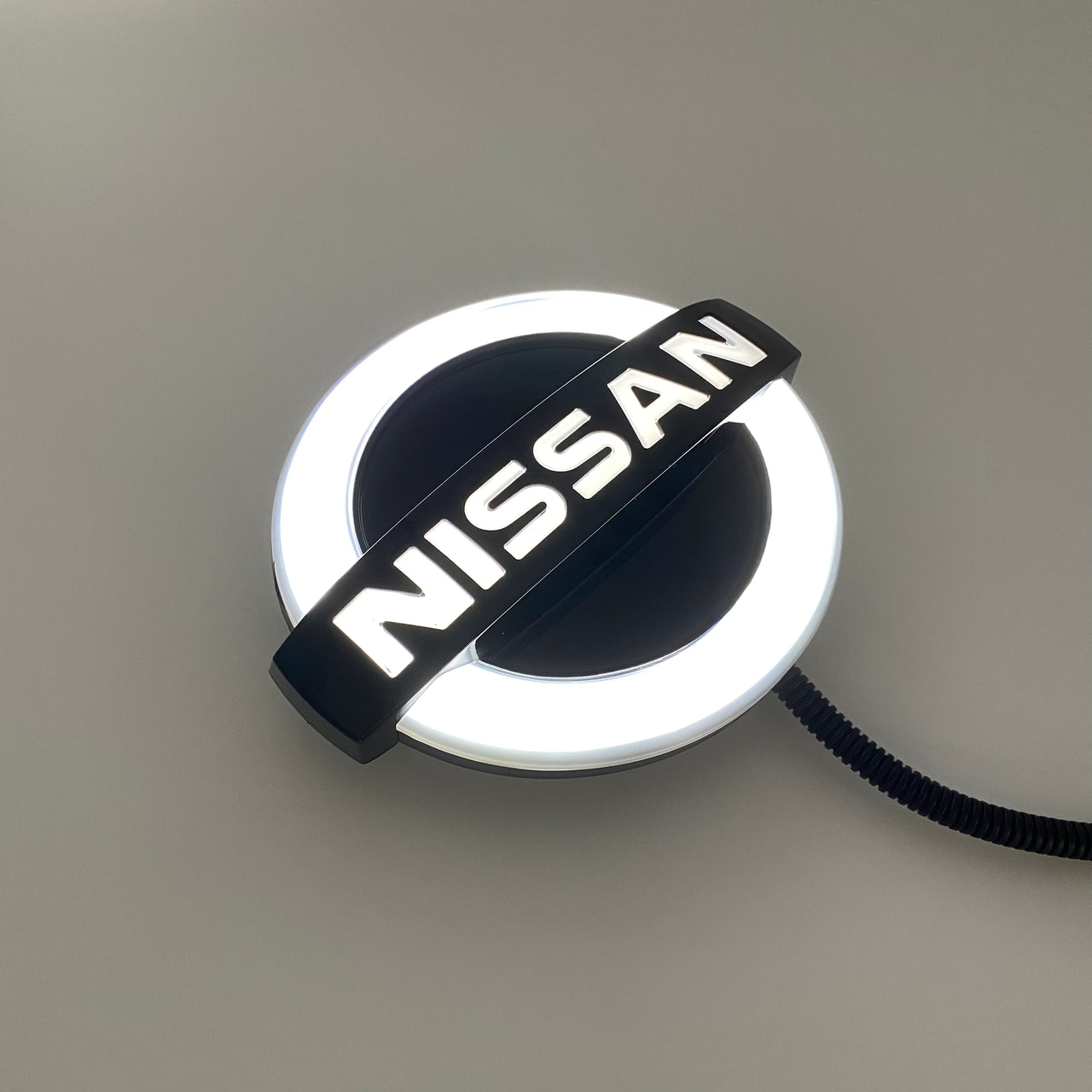 Nissan logo Nissan Patrol Y62 Armada 2013-2020 led front nissan symbol light