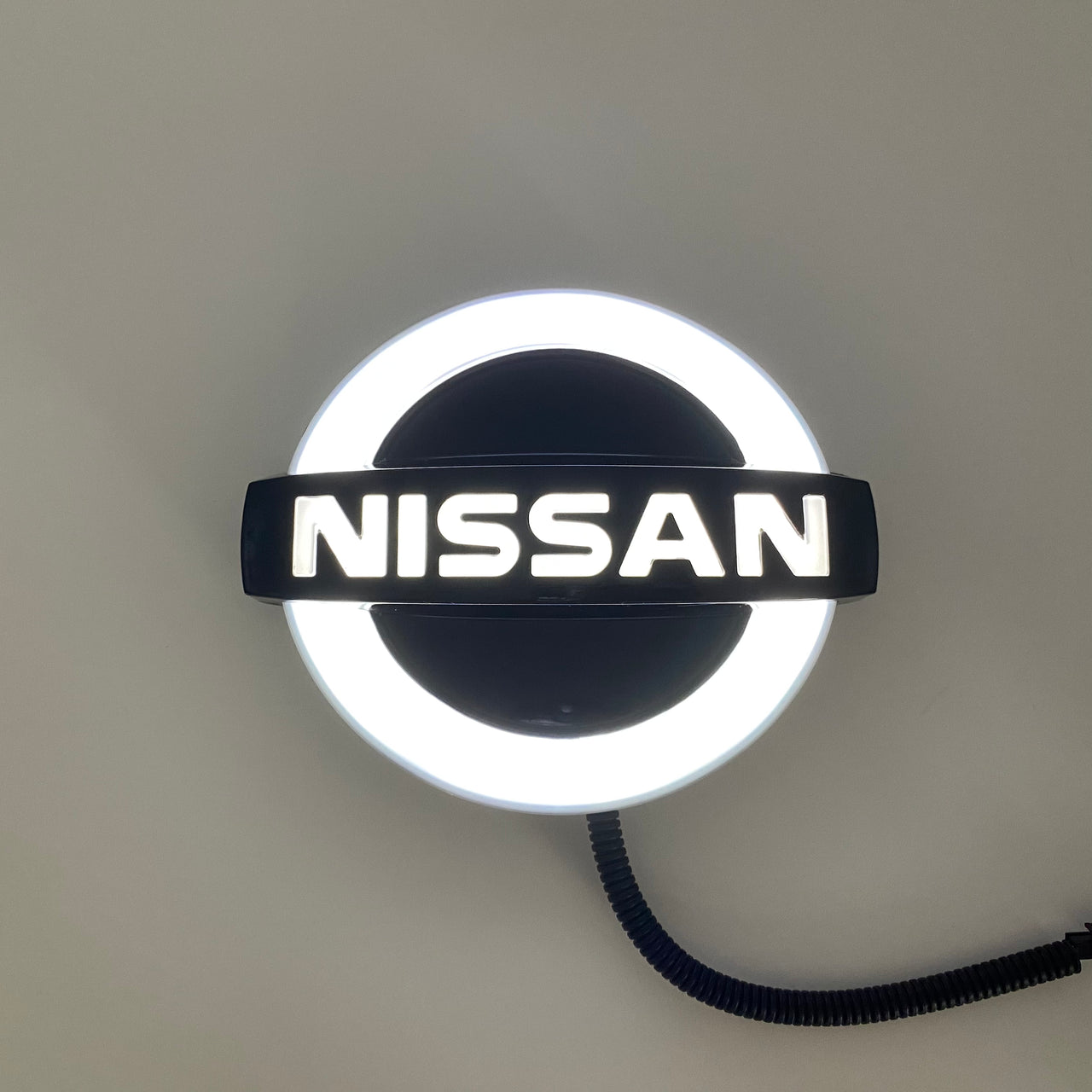 Nissan symbol light Nissan Altima  Kicks Rogue Sport Murano Sentra X-Trail led front nissan emblem light